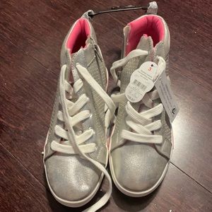 Girl shoes size 3